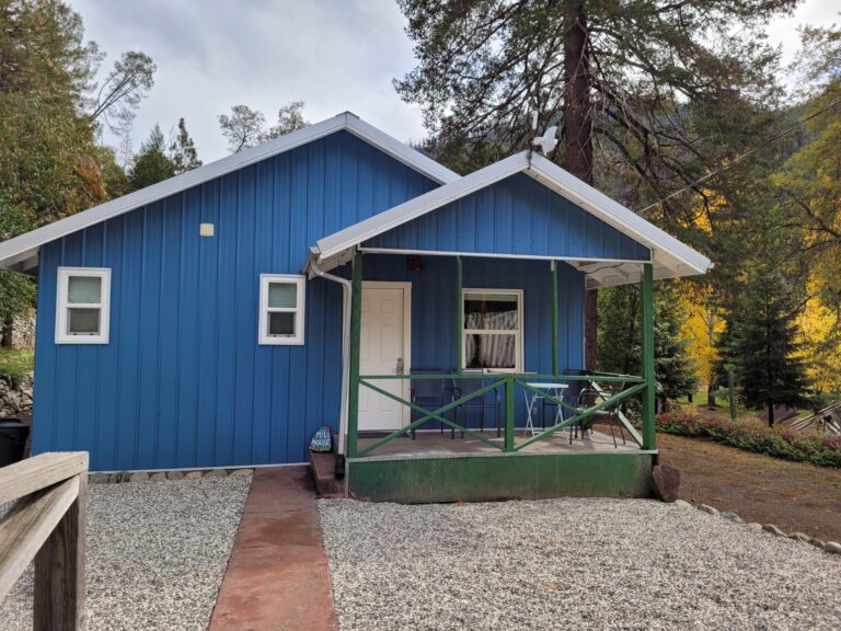 Blue rental cottage at Strawhouse Resorts